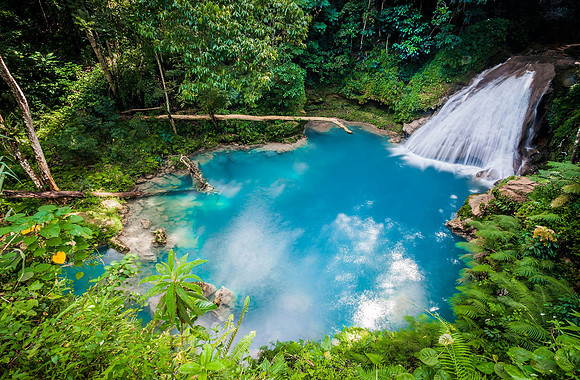 shutterstockRF_606502112