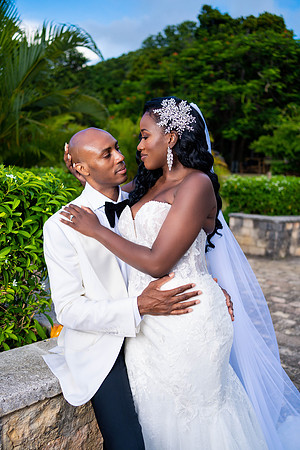 alt="bride and groom at rose hall great house jamaica"